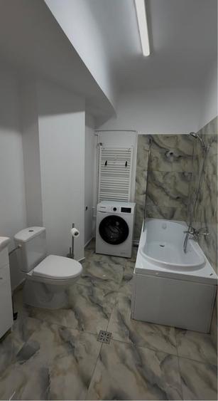 Apartament cu 3 camere decomandat, mobilat în Magheru