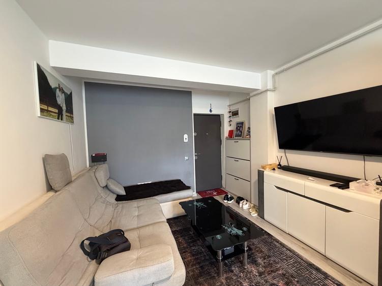 Apartament cu 3 camere decomandat în Arhitecților - Calea Cisnădiei