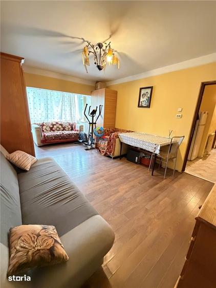 Apartament cu 2 camere decomandat în Valea Cetății