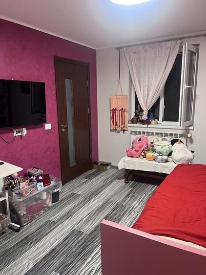 Casă cu 4 camere decomandat în Letea Veche