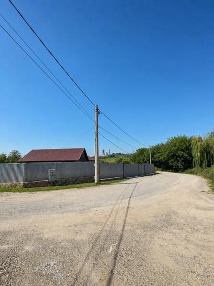 Teren Construcții intravilan de 550 mp, în Vest
