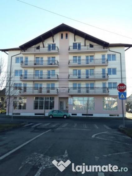 Spațiu comercial, de 200 mp, în Calea Dumbrăvii