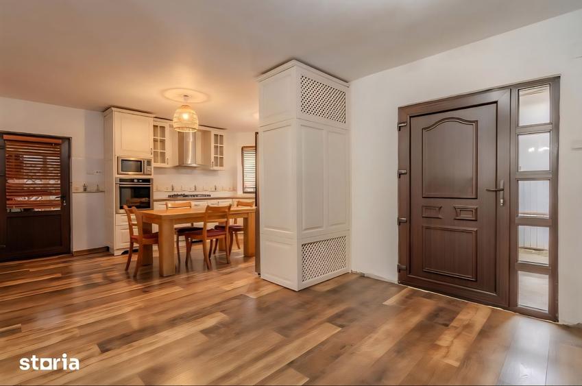 Casă cu 4 camere cu Teren 377 Mp în Central