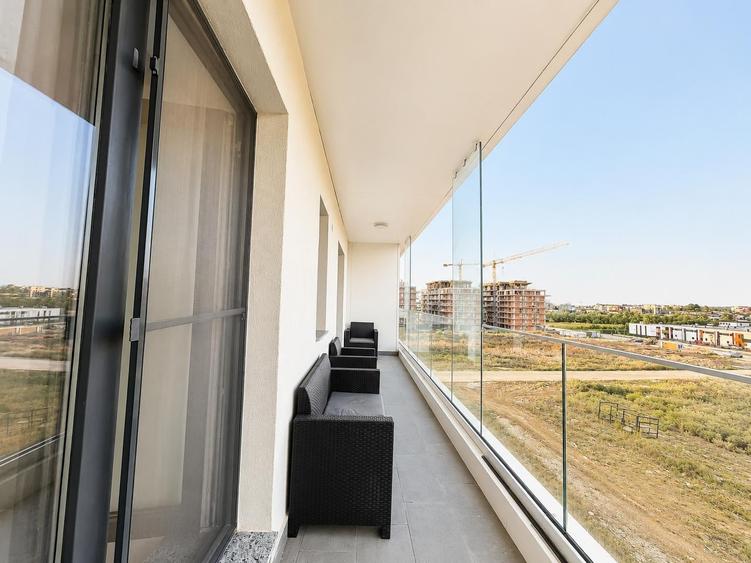 Apartament cu 2 camere semidecomandat, mobilat în Pipera
