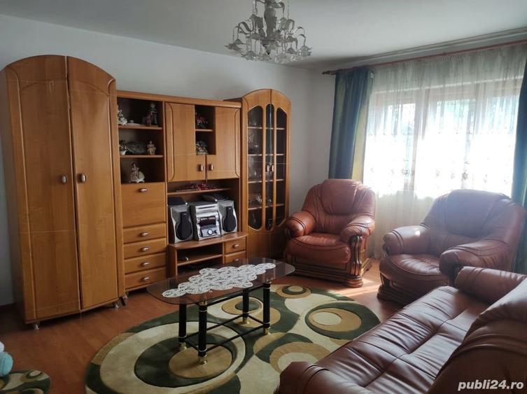 Casă cu 5 camere în Brestei
