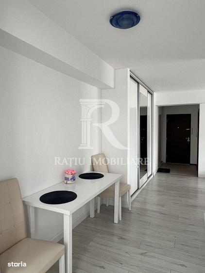 Apartament cu 3 camere decomandat în Nufărul