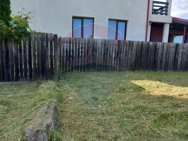 Teren Construcții intravilan de 1167 mp, în Șerbănești