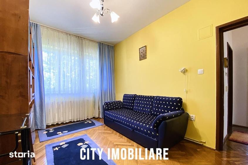 Apartament cu 3 camere decomandat în Central