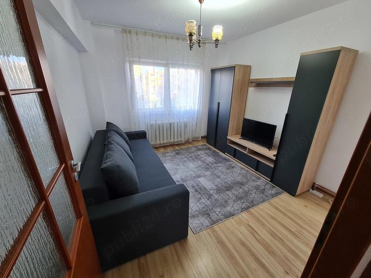 Apartament cu 3 camere decomandat în Mărăști
