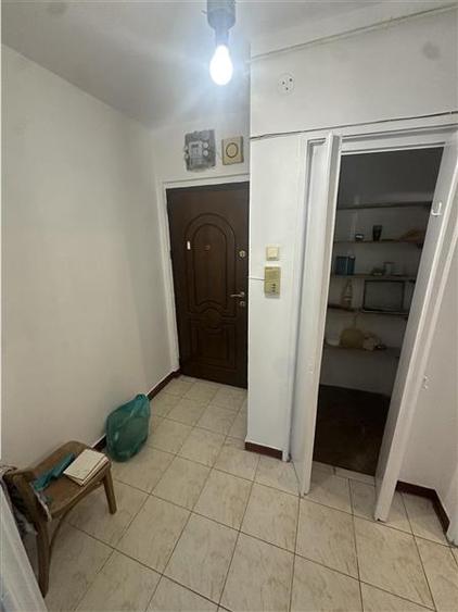 Apartament cu 2 camere semidecomandat în Tipografilor