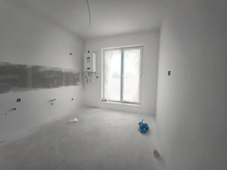 Apartament cu 2 camere decomandat în Theodor Pallady