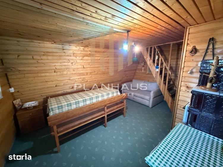 Casă cu 2 camere cu Teren 305 Mp în Firiza