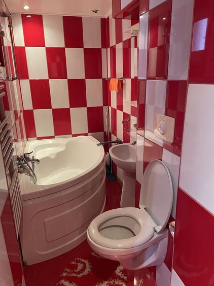 Apartament cu 2 camere nedecomandat în Apollo