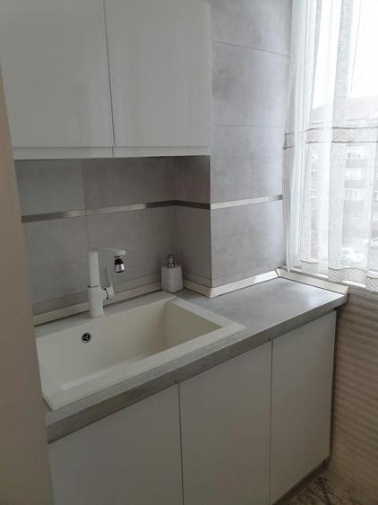Apartament cu 2 camere decomandat în Exterior Vest