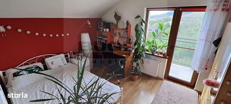Duplex cu 6 camere cu Canalizare în Baciu
