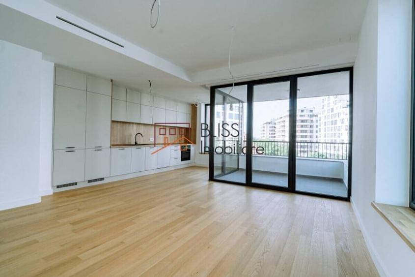 Apartament cu 3 camere semidecomandat în Iancu Nicolae