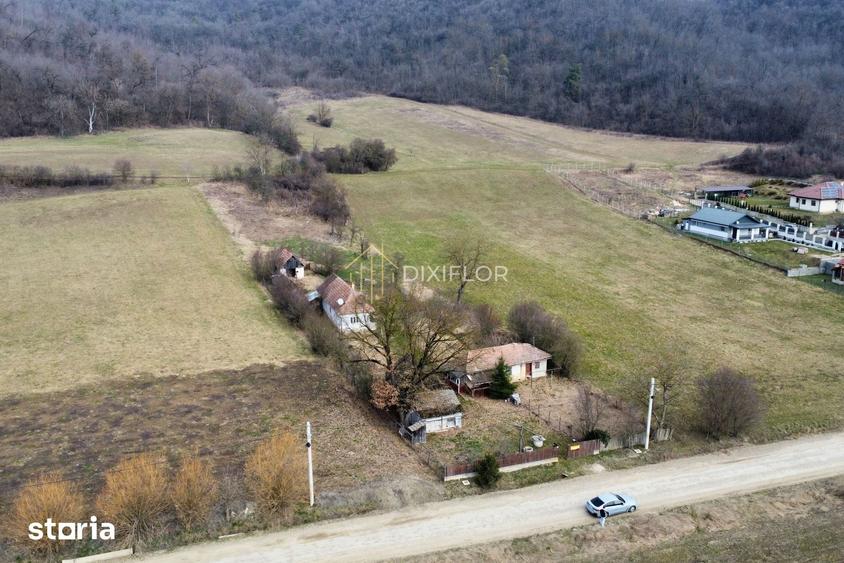 Casă cu 2 camere cu Teren 2200 Mp în Bereni