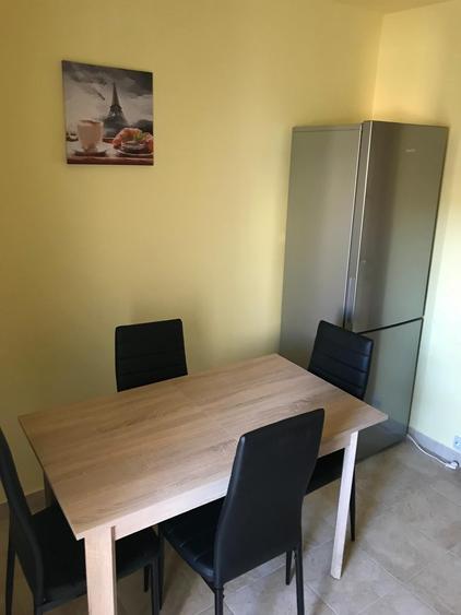 Apartament cu 2 camere decomandat, mobilat în Zorilor
