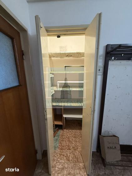 Apartament cu 2 camere semidecomandat în Centrul Civic