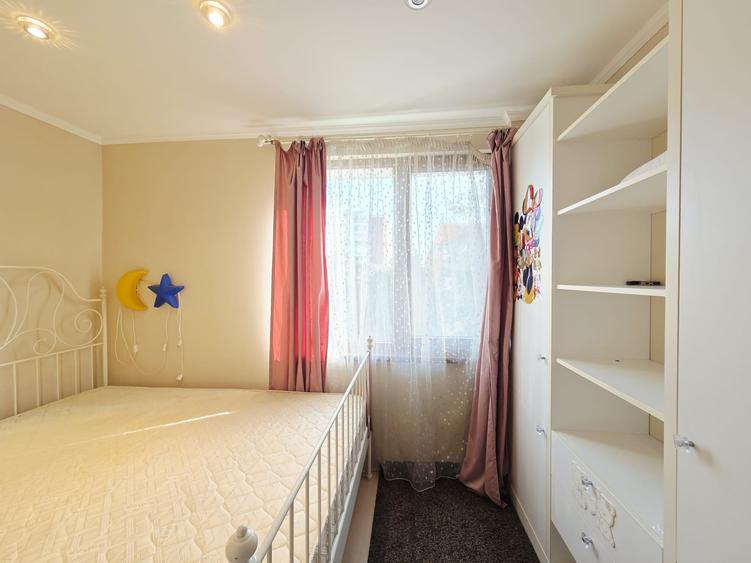 Apartament cu 4 camere decomandat în Mazepa 1