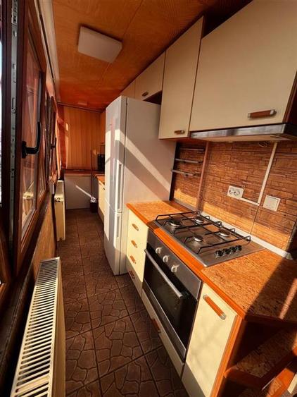 Apartament cu 2 camere decomandat, mobilat în Nicolina