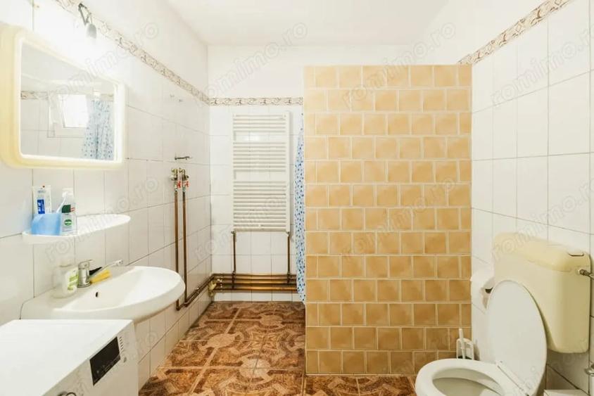 Casă cu Teren 2634 Mp în Jebel