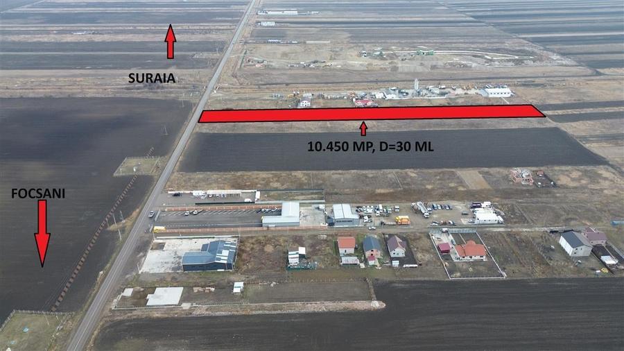 Teren Construcții intravilan de 10450 mp, în Est