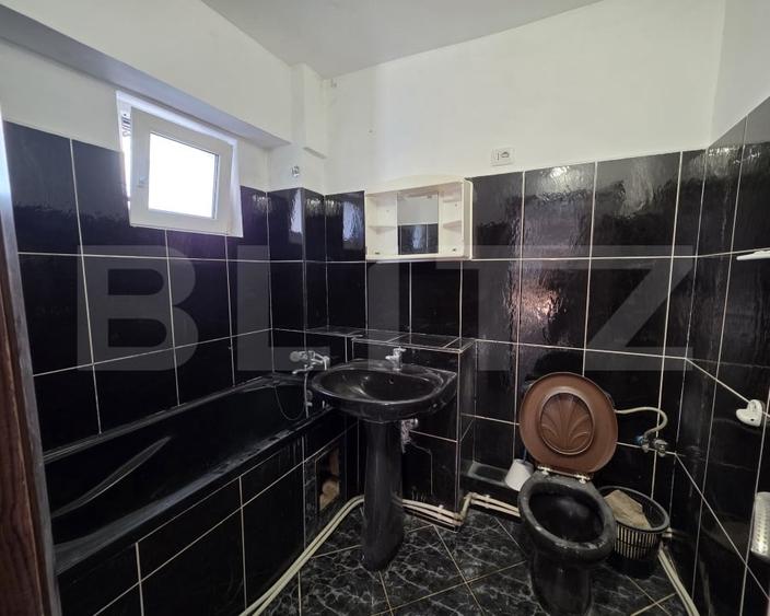 Apartament de vanzare, 69.36 mp, zona Micro 16 - 5