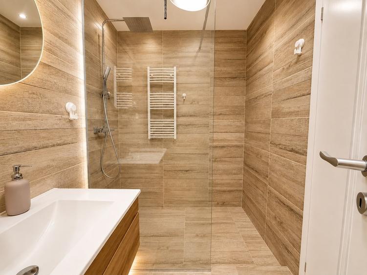 Apartament cu 2 camere decomandat, mobilat în Năvodari