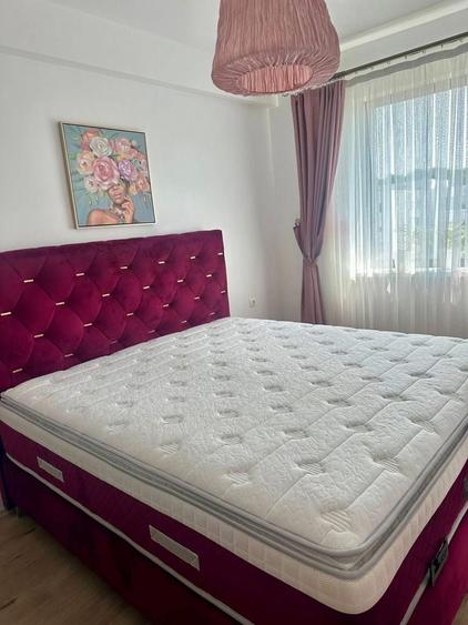 Apartament cu 3 camere decomandat în Est