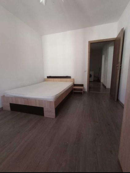 Apartament cu 2 camere decomandat în Florești