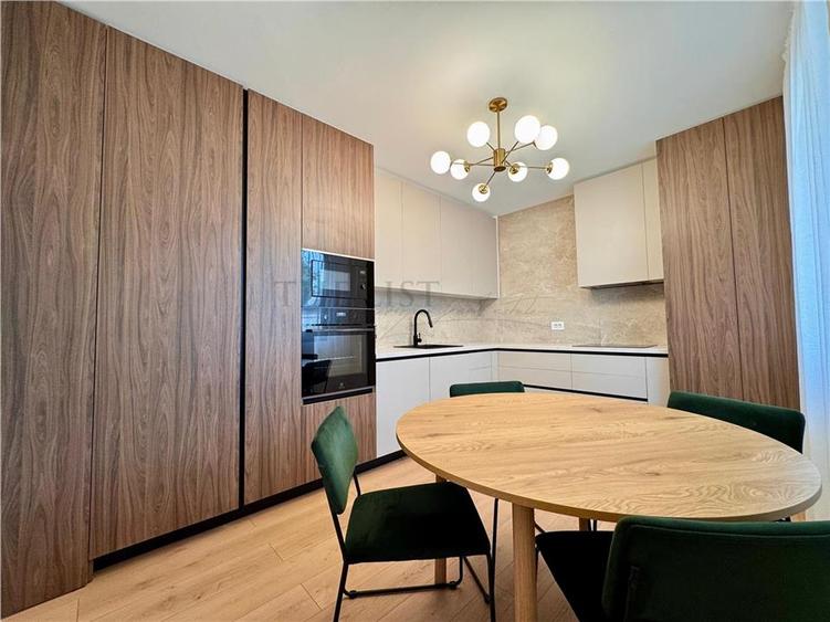 Duplex cu 6 camere cu Canalizare în Pipera