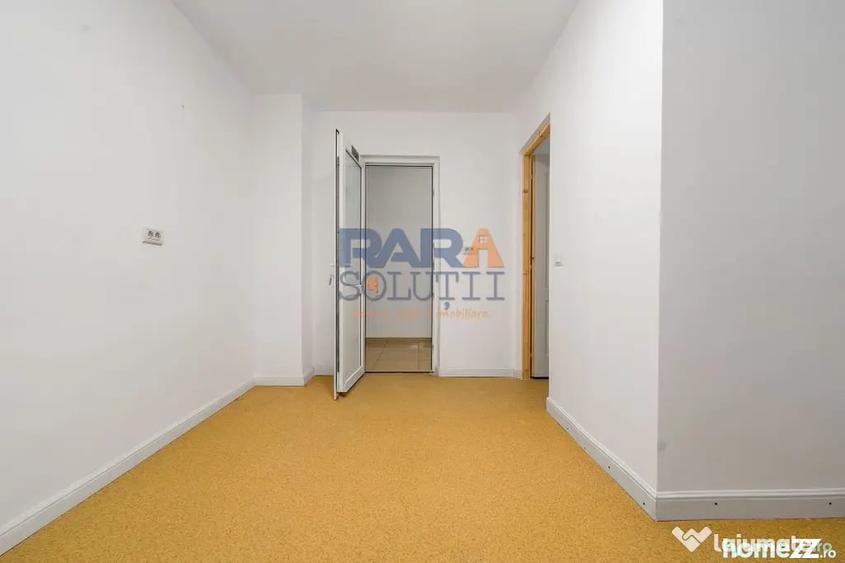 Spațiu comercial, de 60 mp, în Central