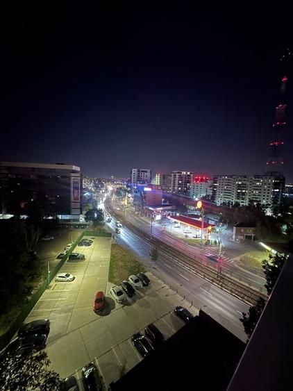 Garsonieră decomandată în Virtuții