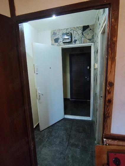 Garsonieră semidecomandată în Central