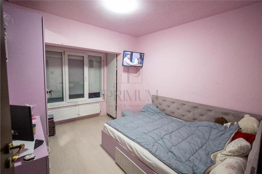 Apartament cu 4 camere decomandat, mobilat în Soarelui