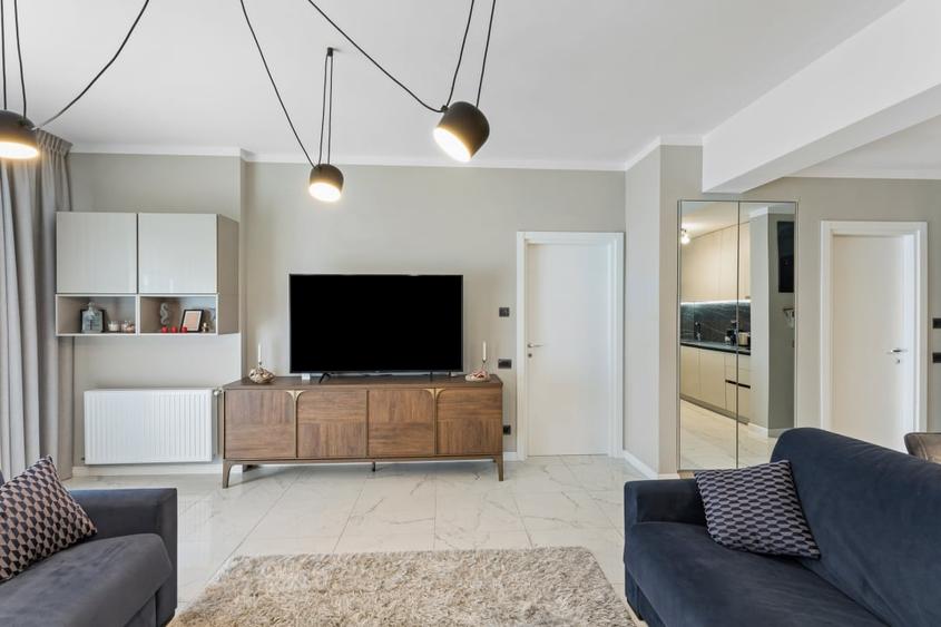 Apartament cu 2 camere semidecomandat, mobilat în Mamaia-Sat