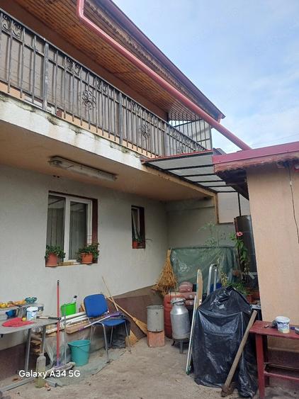 Casă cu 5 camere cu Teren 1000 Mp în Gorneni