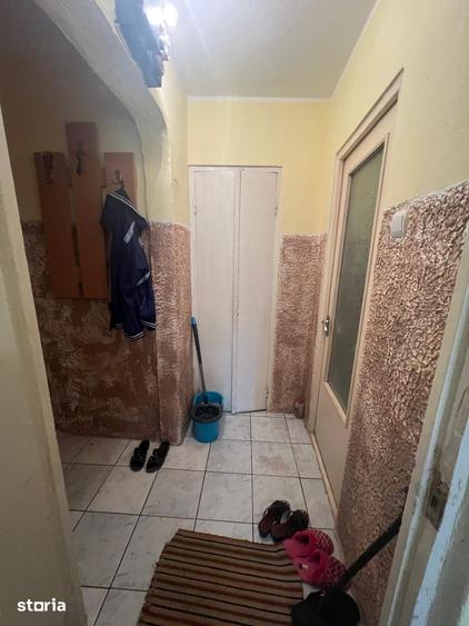 Apartament cu 3 camere în Micro 38