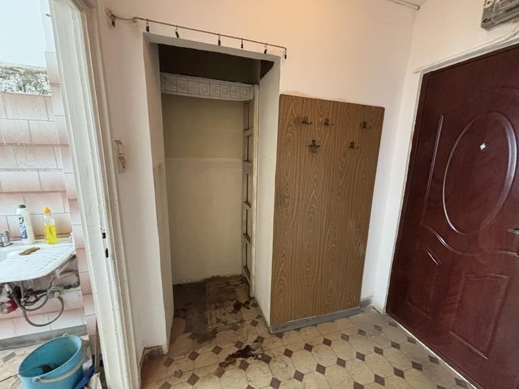 Apartament cu 2 camere semidecomandat în Gara de Nord
