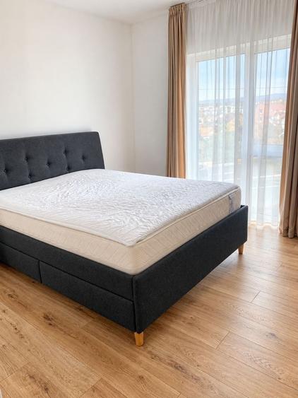 Apartament cu 3 camere semidecomandat, mobilat în Someșeni