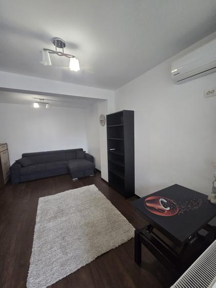 Apartament cu 2 camere decomandat în Mihai Bravu