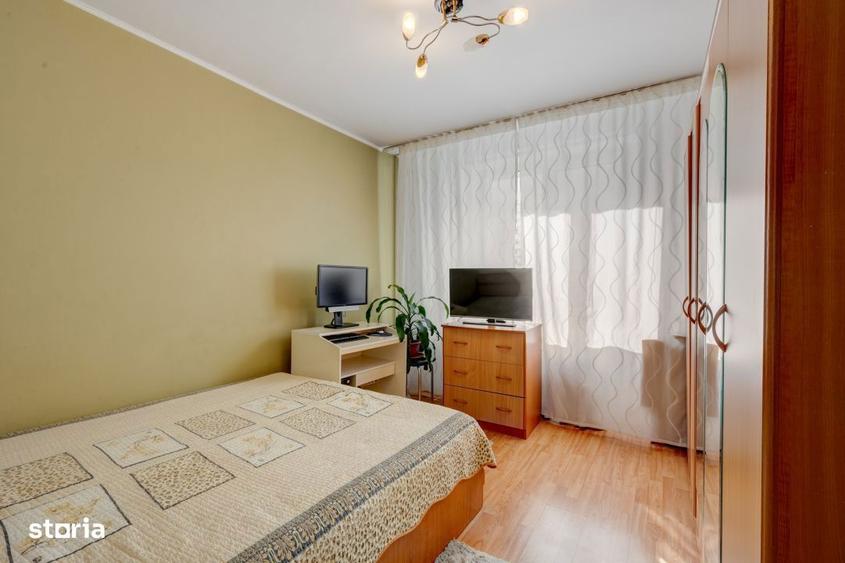 Apartament cu 3 camere semidecomandat, mobilat în Pantelimon