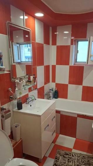 Apartament cu 2 camere, mobilat în CET