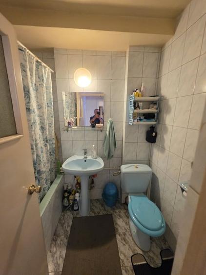 Apartament cu 2 camere semidecomandat în Basarabia