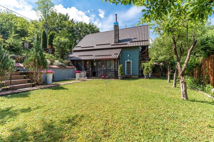 Casă individuală cu 3 camere cu Teren 600 Mp în Rimetea