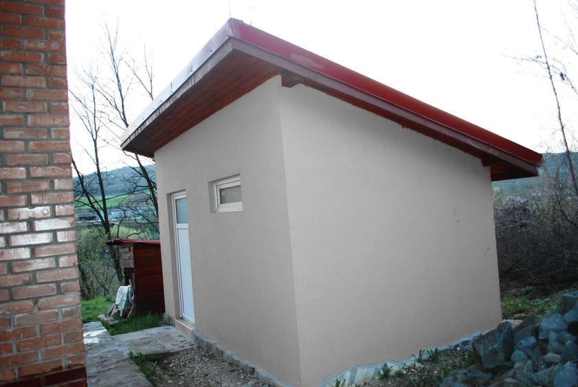 Casă cu 3 camere în Central