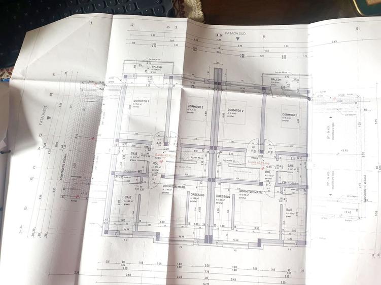 Duplex cu 4 camere cu Canalizare în Florești