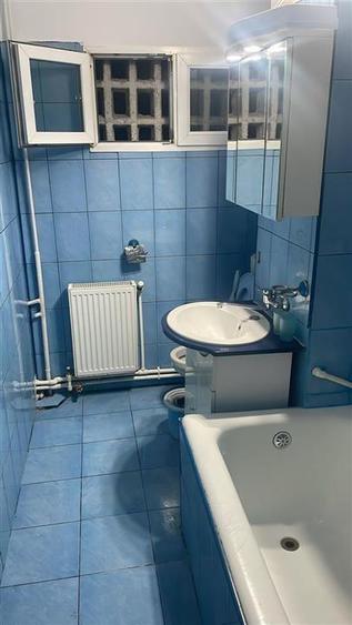 Apartament cu 2 camere nedecomandat, mobilat în Podu Roș