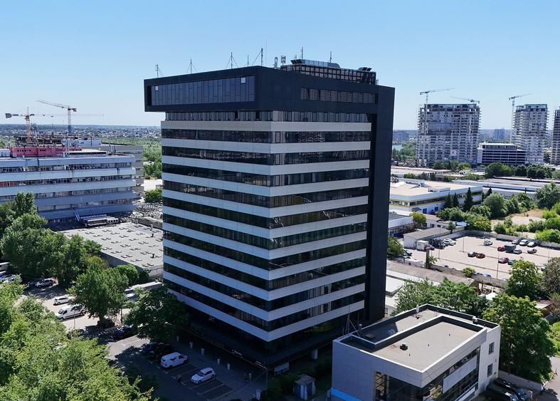 Birou, de 13,300 mp, în Pipera